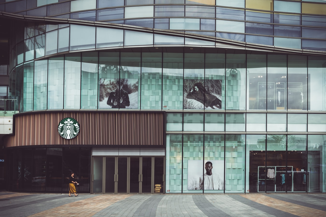 Starbucks and the Power of Digital PR to Foster Brand Loyalty and Global Connection